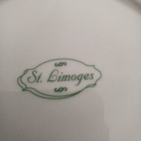 St. Limoges 7.5" Porcelain Plate Plum Fruit Center Mauve Rim Gold Trim - Picture 3 of 6